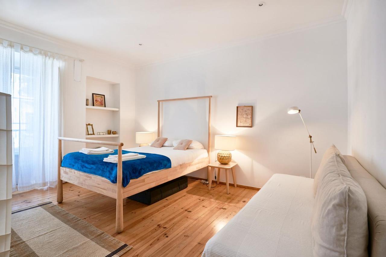 Spacious Bairro Alto Apartment With Courtyard, By Timecooler Lisboa Exteriér fotografie