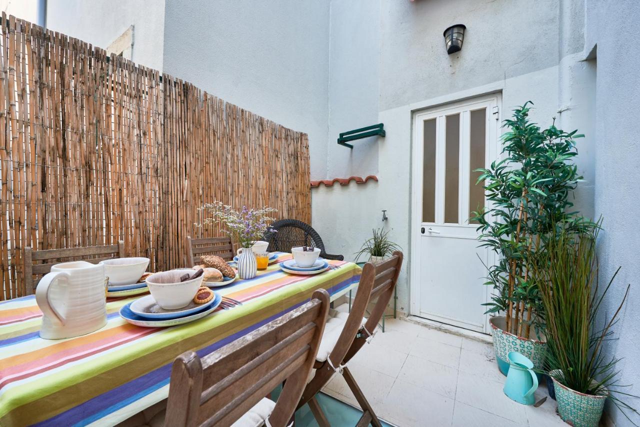 Spacious Bairro Alto Apartment With Courtyard, By Timecooler Lisboa Exteriér fotografie